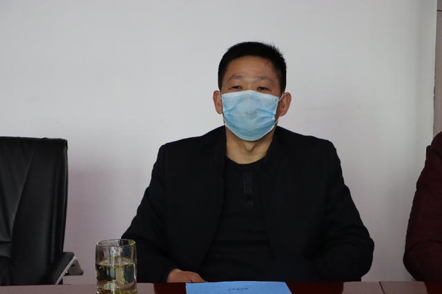 市教育局對南陽一中、南陽五中高三開學(xué)準(zhǔn)備工作開展檢查驗(yàn)收