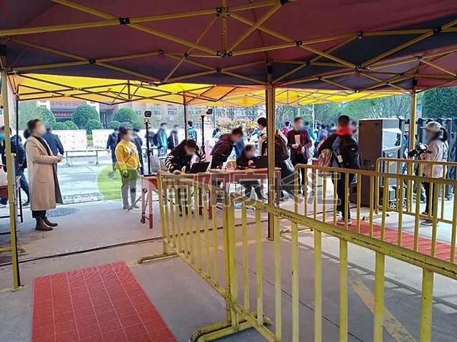 現(xiàn)場：南陽一中返校復學首日全流程：貼心、放心